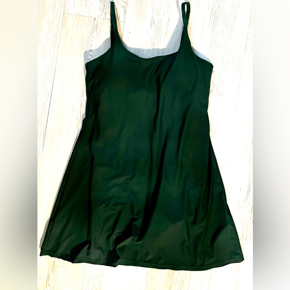 Green workout dress with shorts